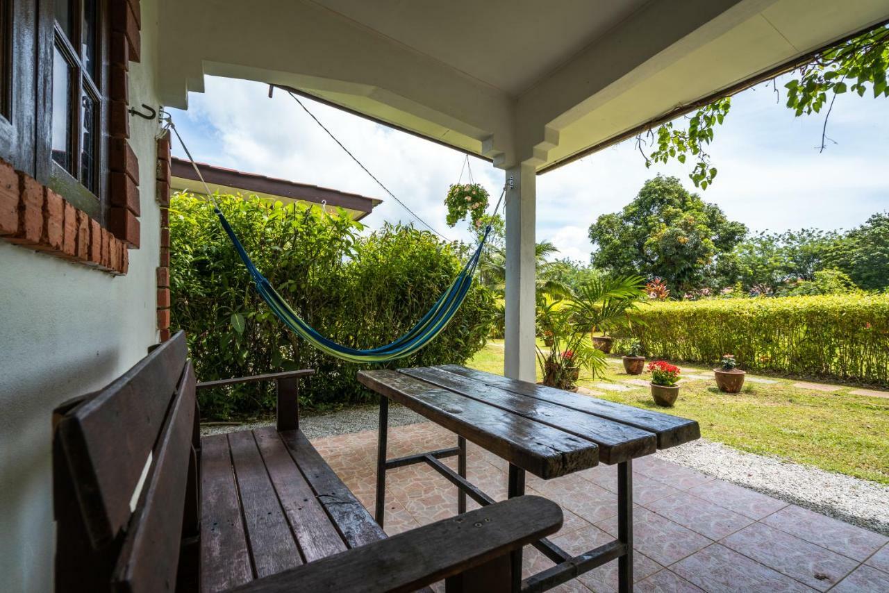 Lovely Garden Villas Pantai Cenang  Bagian luar foto
