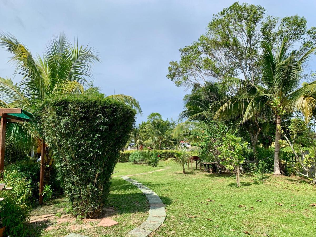 Lovely Garden Villas Pantai Cenang  Bagian luar foto