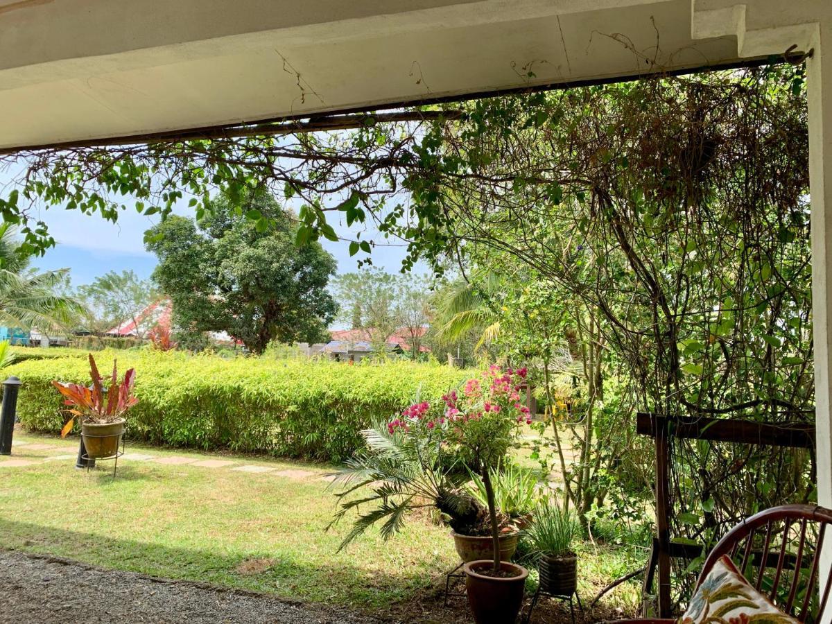 Lovely Garden Villas Pantai Cenang  Bagian luar foto